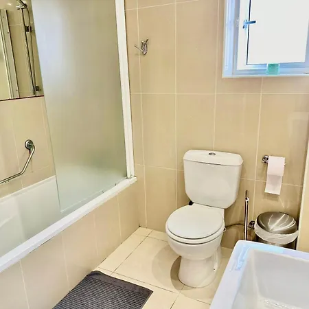 Superb Seaview Flat, Prime Area Apartmán *
