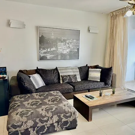 Superb Seaview Flat, Prime Area Larnaca